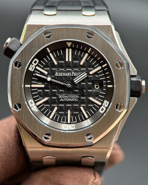 Audemars Piguet Royal Oak Offshore Diver 42MM Black Dial Rubber Strap (15703ST.OO.A002CA.01)