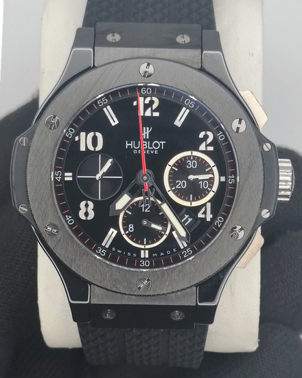 Hublot Big Bang "Black Magic" 44MM Black Dial Rubber Strap (301.CX.130.RX)
