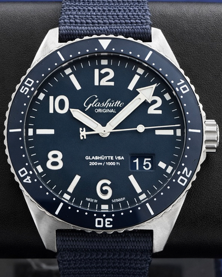 2020 Glashütte Original SeaQ Panorama Date 43.2MM Blue Dial Textile Strap (1-36-13-02-81-34)