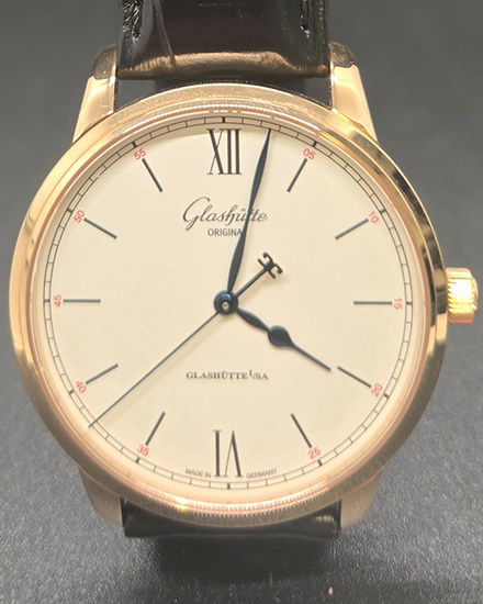 2022 Glashütte Original Senator Excellence 40MM Ivory Dial Leather Strap (1-36-01-02-05-30)