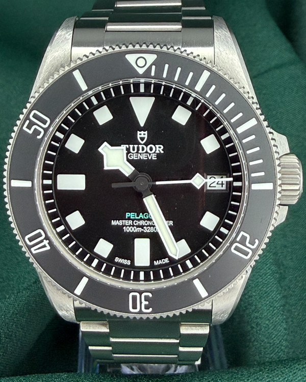 2025 Tudor Pelagos Ultra 43MM Black Dial Titanium Bracelet (2543C1A7NU)