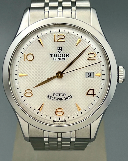 No Reserve - 2024 Tudor 1926 39MM Silver Dial Steel Bracelet (91550)