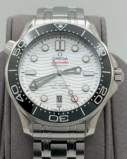 2021 Omega Seamaster Diver 300M 42MM White Dial Steel Bracelet (210.30.42.20.04.001)