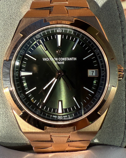 2025 Vacheron Constantin Overseas 41MM Green Dial Rose Gold Bracelet (4520V/210R-B967)