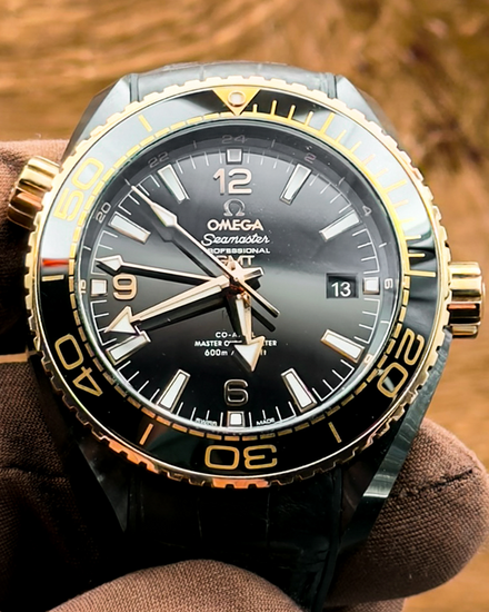No Reserve - 2017 Omega Seamaster Planet Ocean 600M "Deep Black" 45.5MM Black Dial Leather Strap (215.63.46.22.01.001)