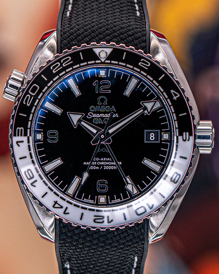 Omega Seamaster Planet Ocean 600M 43.5MM Black Dial Rubber Strap (215.30.44.22.01.001)