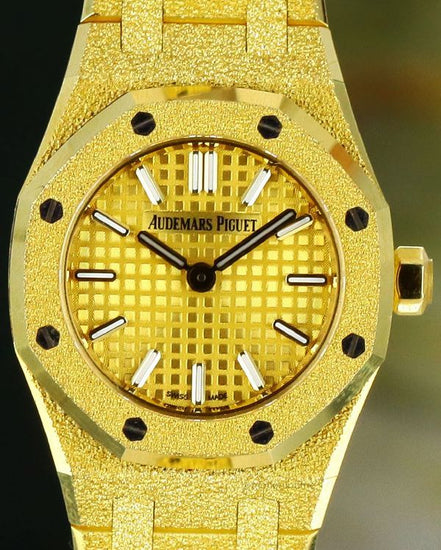 Audemars Piguet Royal Oak Mini 23MM Quartz Champagne Dial Yellow Gold Bracelet (67630BA.GG.1312BA.01)