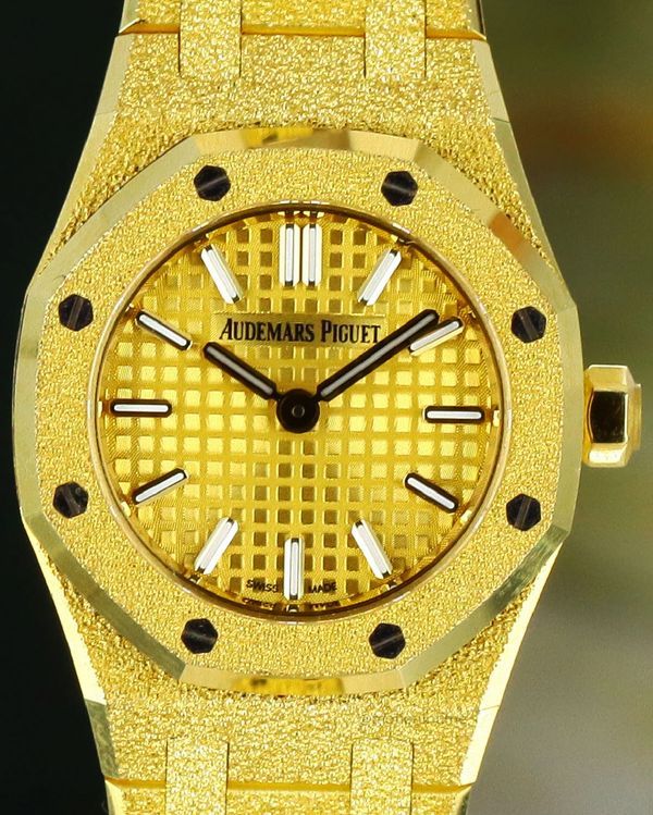 Audemars Piguet Royal Oak Mini 23MM Quartz Champagne Dial Yellow Gold Bracelet (67630BA.GG.1312BA.01)