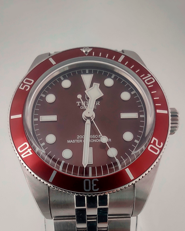 2025 Tudor Black Bay 58' 39MM Red "Burgundy" Dial Steel Bracelet (7939A1A0RU)