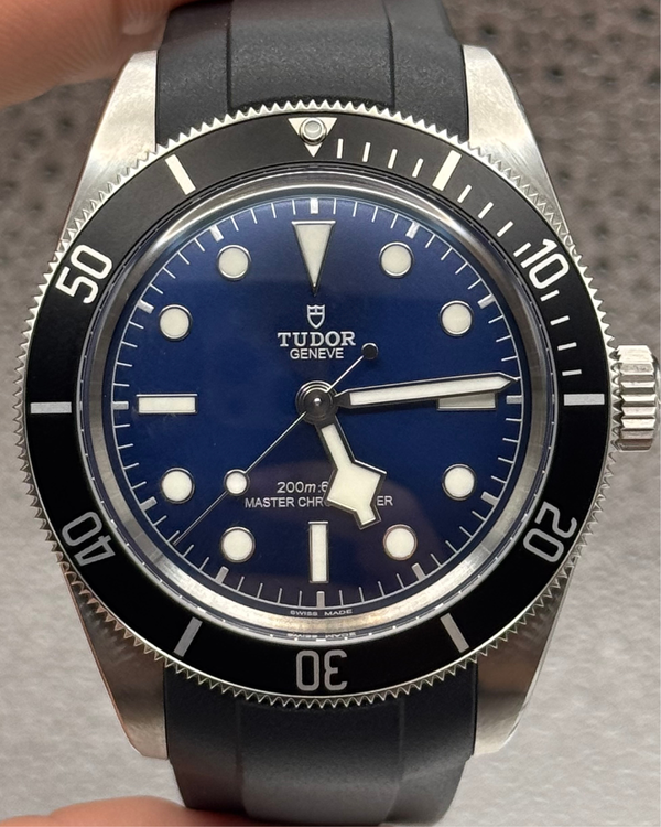 2025 Tudor Black Bay 68 43MM Blue Dial Aftermarket Rubber Strap (7943A1A0NU)