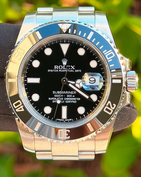 2012 Rolex Submariner Date 40MM Black Dial Oyster Bracelet (116610LN)