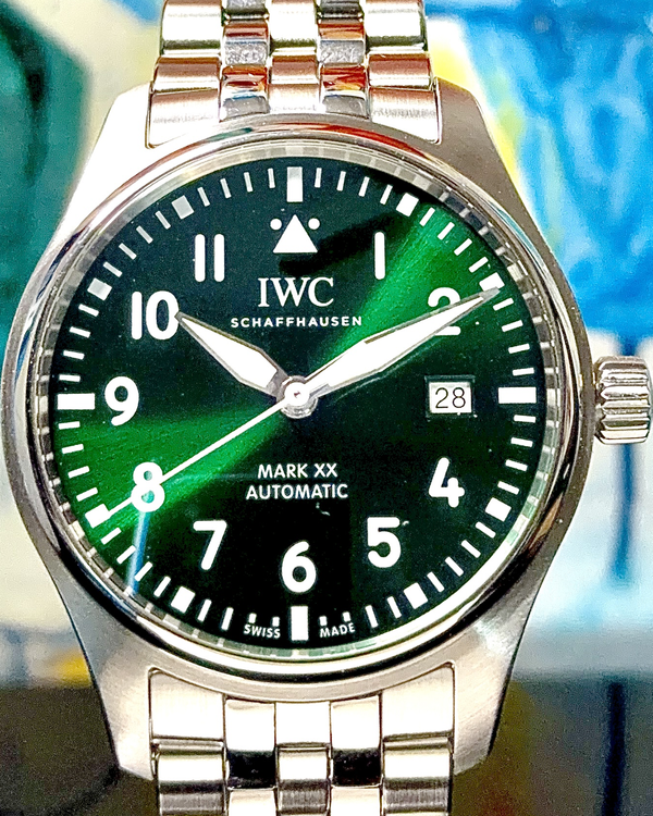 2023 IWC Schaffhausen Pilot Mark XX 40MM Green Dial Steel Bracelet (IW328206)