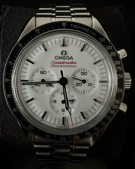 2024 Omega Speedmaster Professional Moonwatch 42MM White Dial Steel Bracelet (310.30.42.50.04.001)