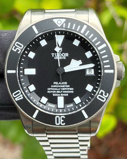 Tudor Pelagos 42MM Black Dial Titanium Bracelet (25600TN)