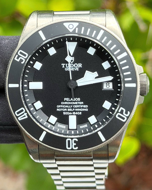 Tudor Pelagos 42MM Black Dial Titanium Bracelet (25600TN)
