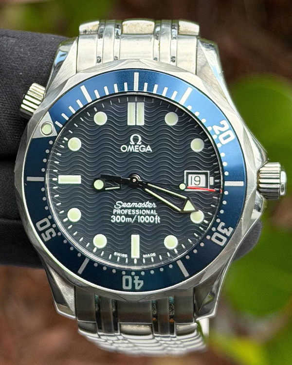 Omega Seamaster Diver 300M 36.25MM Quartz Blue Dial Steel Bracelet (2561.80.00)