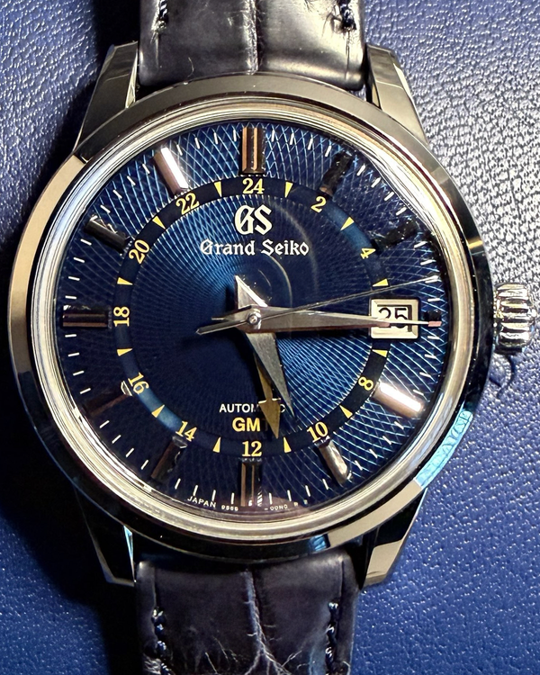 2026 Grand Seiko Elegance 39.5MM Blue "Moondrop" Dial Leather Strap (SBGM257)