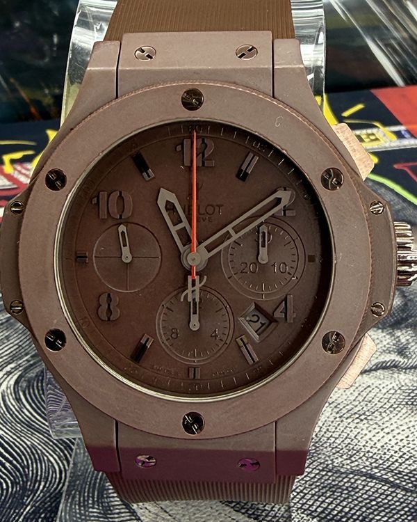 2009 Hublot Big Bang "Chocolate" L.E. 44MM Brown Dial Rubber Strap (301.CC.3190.RC)