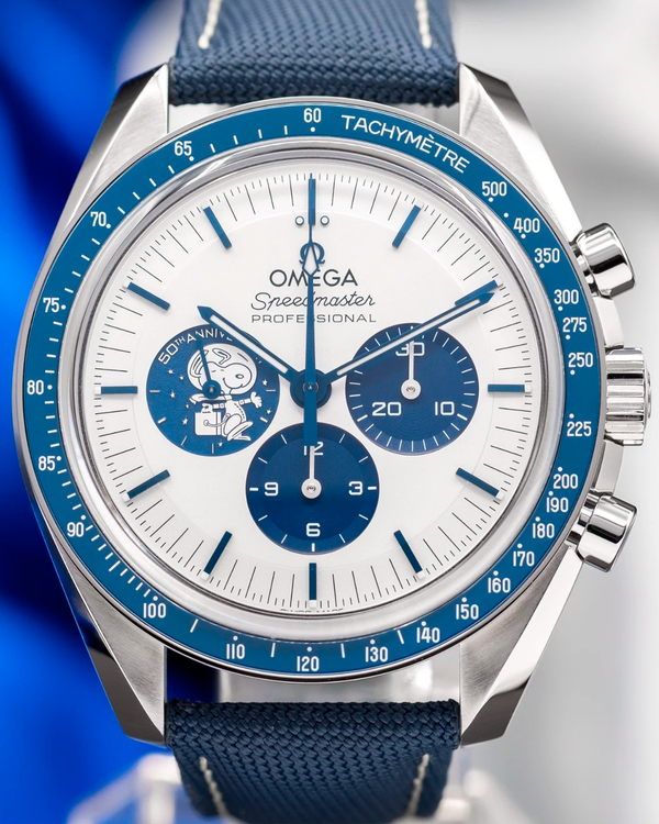 2026 Omega Speedmaster "Silver Snoopy Award" 42MM Silver Dial Textile Strap (310.32.42.50.02.001)