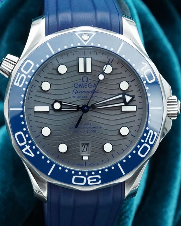No Reserve - 2024 Omega Seamaster Diver 300M 42MM Grey Dial Rubber Strap (210.32.42.20.06.001)