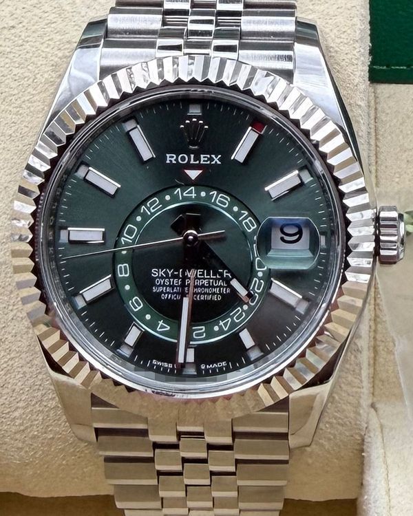 2024 Rolex Sky-Dweller 42MM Green Dial Jubilee Bracelet (336934)