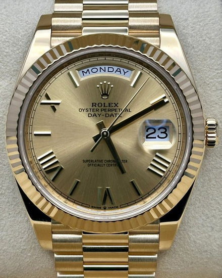 2021 Rolex Day-Date 40MM Champagne Dial Yellow Gold President Bracelet (228238)