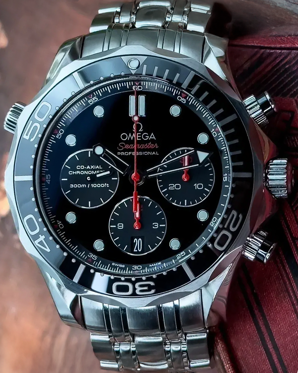 Omega Seamaster Diver 300M Chronograph 44MM Black Dial Steel Bracelet (212.30.44.50.01.001)