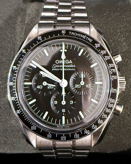 2022 Omega Speedmaster Professional Moonwatch 42MM Black Dial Steel Bracelet (310.30.42.50.01.002)