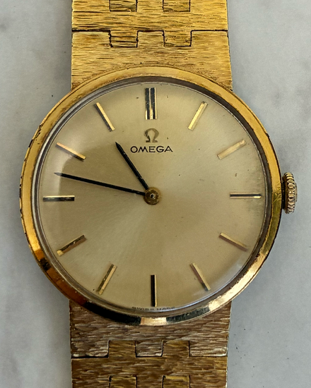 No Reserve - 1975 Omega Vintage Classic 29MM Champagne Dial Steel Bracelet (DD6346)