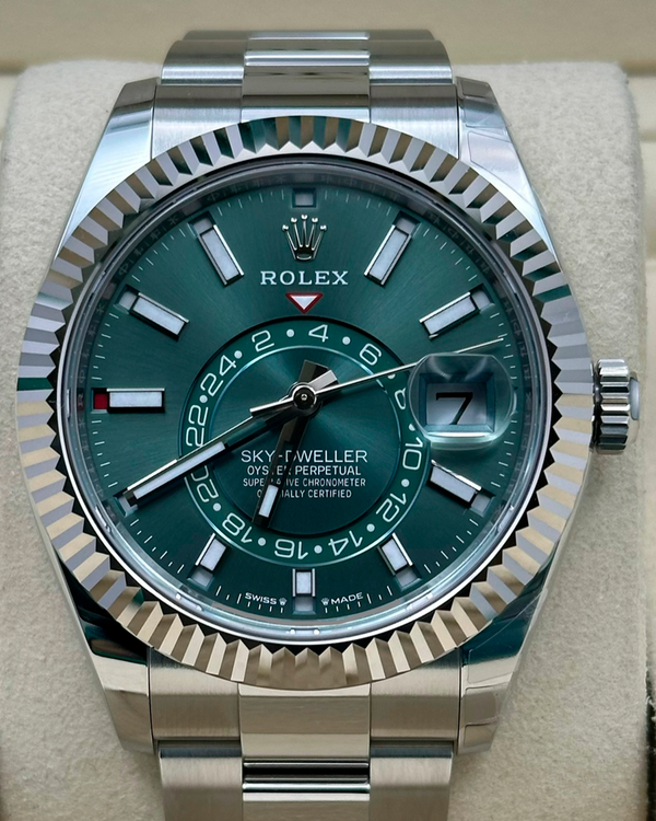 2026 Rolex Sky-Dweller 42MM Green Dial Oyster Bracelet (336934)