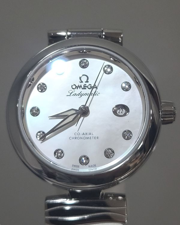 Omega De Ville Ladymatic 34MM Mother of Pearl Dial Leather Strap (425.32.34.20.55.002)