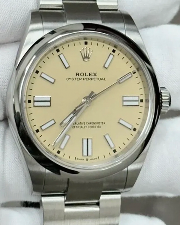 No Reserve - 2025 Rolex Oyster Perpetual 41MM Beige Dial Oyster Bracelet (134300)