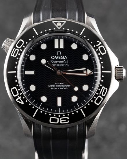 No Reserve - 2025 Omega Seamaster Diver 300M 42MM Black Dial Rubber Strap (210.32.42.20.01.003)