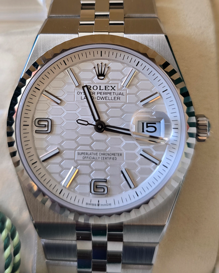 No Reserve - 2026 Rolex Land-Dweller 36MM White Dial Flat Jubilee Bracelet (127234)