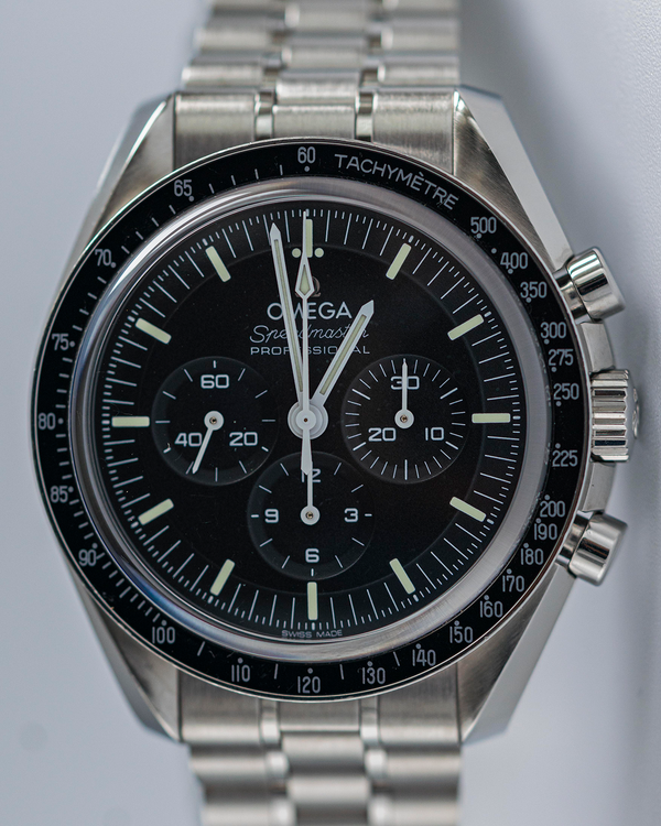 No Reserve - 2022 Omega Speedmaster Professional Moonwatch 42MM Black Dial Steel Bracelet (310.30.42.50.01.002)