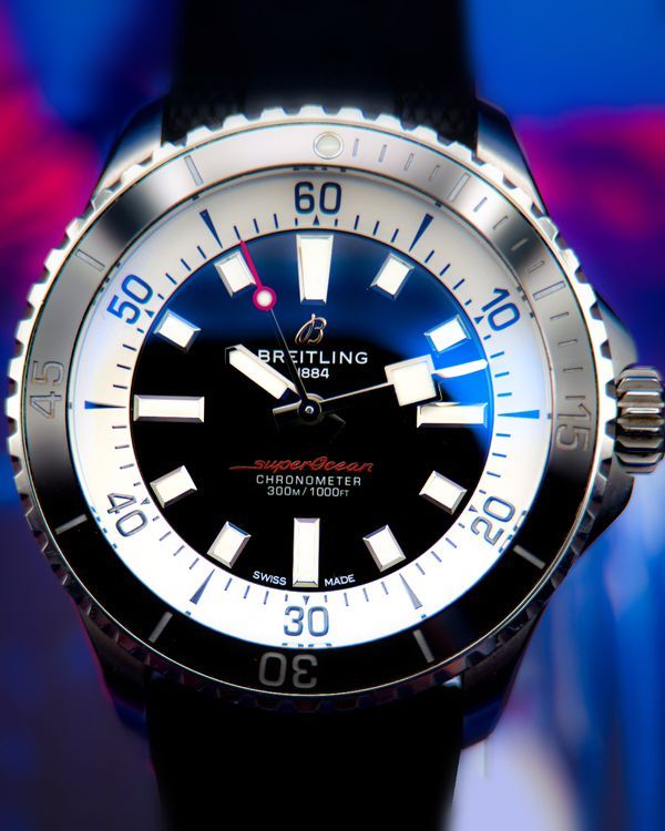 No Reserve - 2019 Breitling Superocean 42MM Black Dial Rubber Strap (A17375)