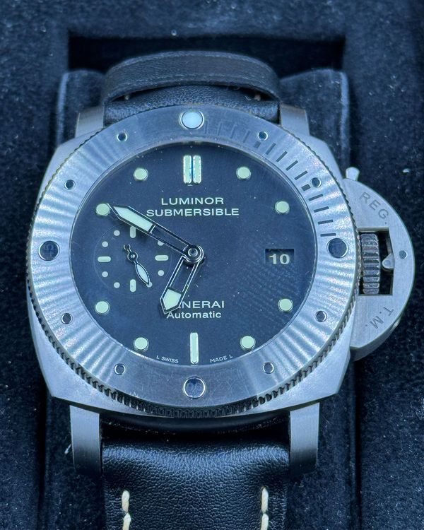 2015 Panerai Submersible 1950 3 Days 47MM Black Dial Leather Strap (PAM00305)
