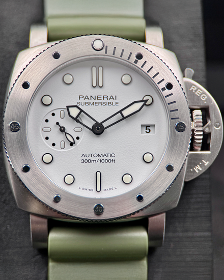 2022 Panerai Submersible 42MM White Dial Rubber Strap (PAM01223)