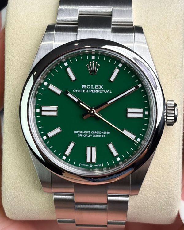 Rolex Oyster Perpetual (134300)