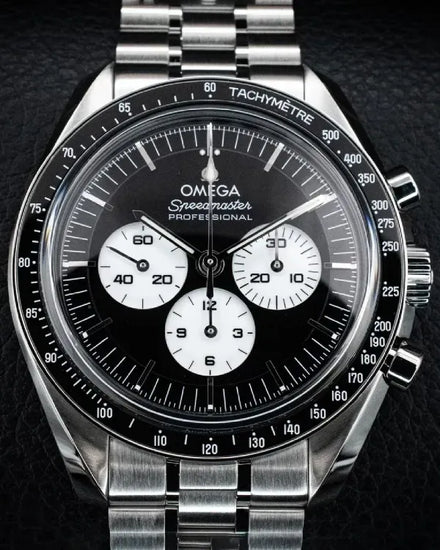 2026 Omega Speedmaster Professional Moonwatch "Reverse Panda" 42MM Black Dial Steel Bracelet (310.30.42.50.01.004)