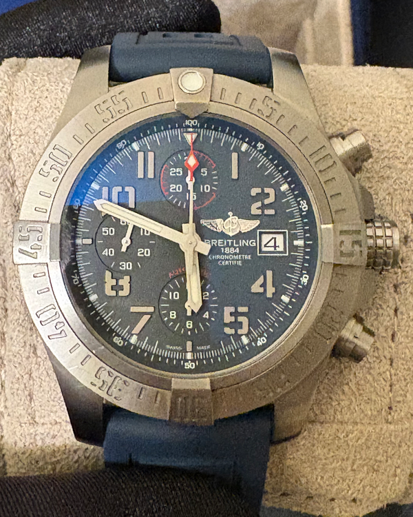 2019 Breitling Avenger Bandit 45MM Grey Dial Rubber Strap (E13383)