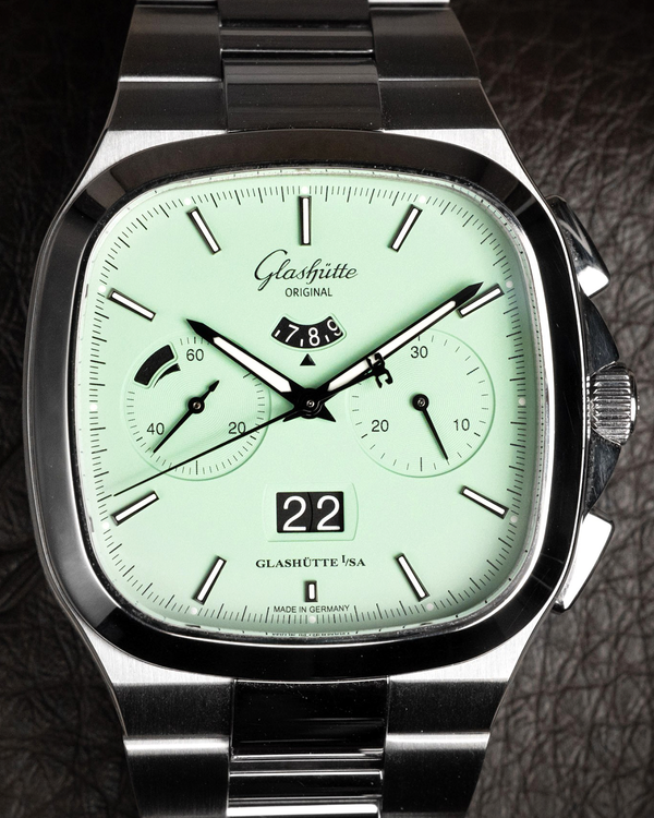 2023 Glashütte Original Seventies Panorama Date Chronograph L.E. 40MM Mint Green Dial Steel Bracelet (1-37-02-15-02-70)