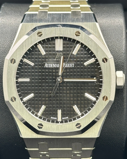 Audemars Piguet Royal Oak 41MM Black Dial Steel Bracelet (15500ST.OO.1220ST.03)