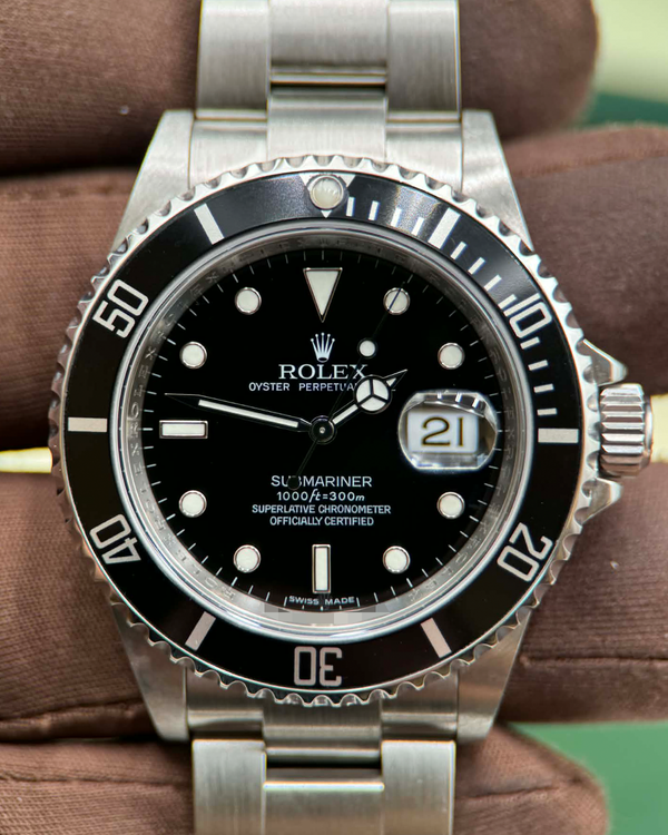 2009 Rolex Submariner Date 40MM Black Dial Oyster Bracelet (16610)