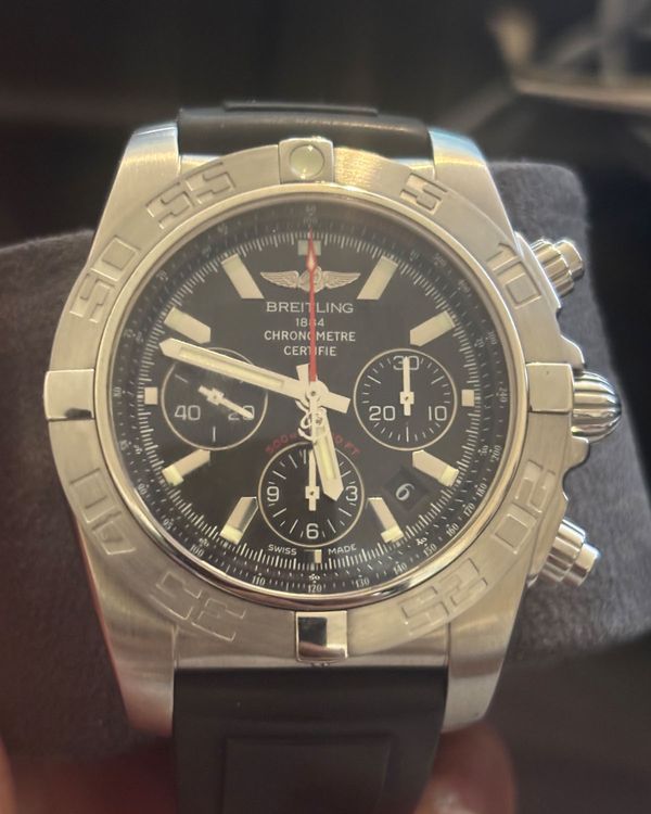 Breitling Chronomat (AB0110)