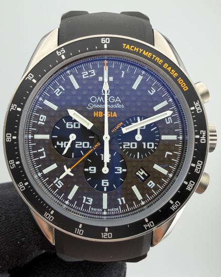 2019 Omega Speedmaster 44.25MM Carbon Fiber Dial Rubber Strap (321.92.44.52.01.001)