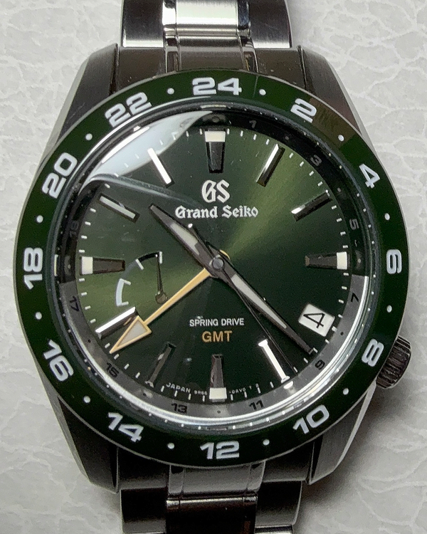 2022 Grand Seiko Sport GMT 40.5MM Green Dial Steel Bracelet (SBGE257)