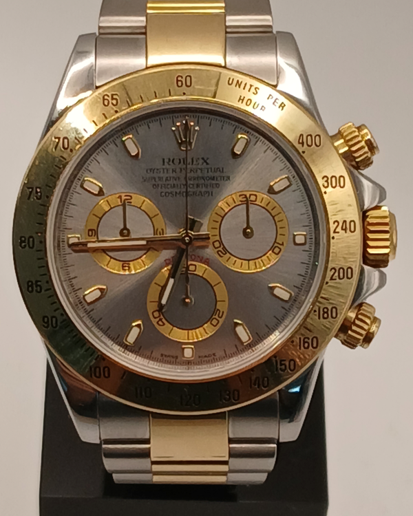 2005 Rolex Cosmograph Daytona 40MM Silver Dial Two-Tone Oyster Bracelet (116523)