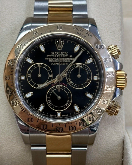 Rolex Cosmograph Daytona 40MM Black Dial Two-Tone Oyster Bracelet (116523)