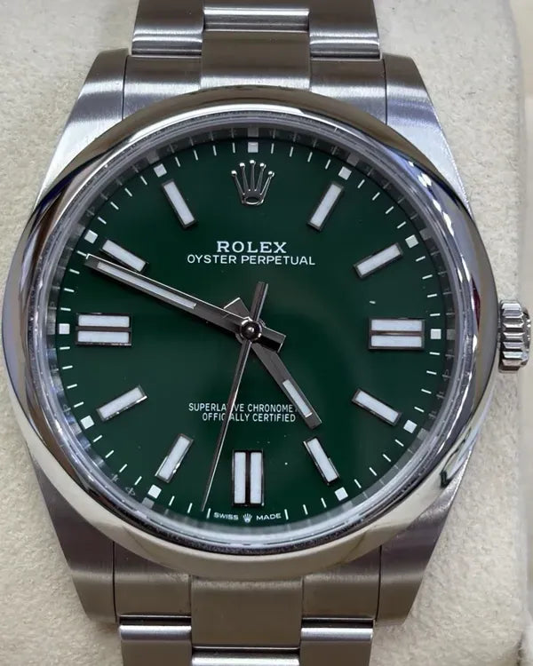 2022 Rolex Oyster Perpetual 41MM Green Dial Oyster Bracelet (124300)